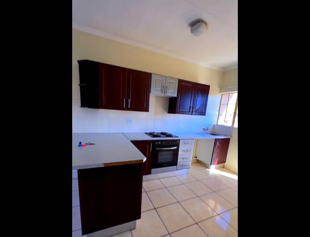 2 BEDROOM APARTMENT FOR SALE IN ANNADALE